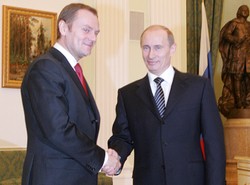 Polacy chwalą Donalda Tuska