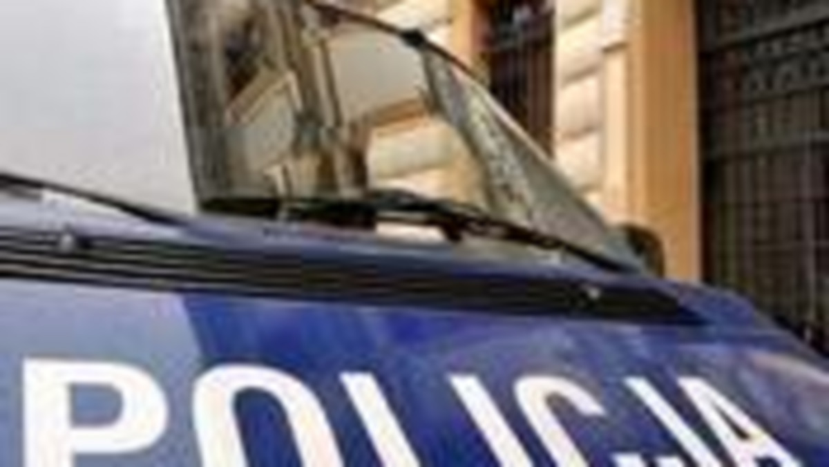 <a name="articleSummary"></a>Zarzut molestowania seksualnego usłyszał jeden z mieleckich taksówkarzy. Ofiarami miały być dwie nastolatki, które taksówką wracały do domu z dyskoteki - informuje portal nowiny24.pl.