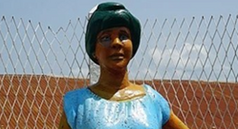 Princess Inikpi statue in Idah [SteemKR]