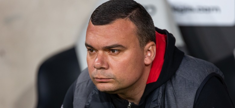 Jagiellonia Białystok dostała potężny cios. Adrian Siemieniec ma poważny problem
