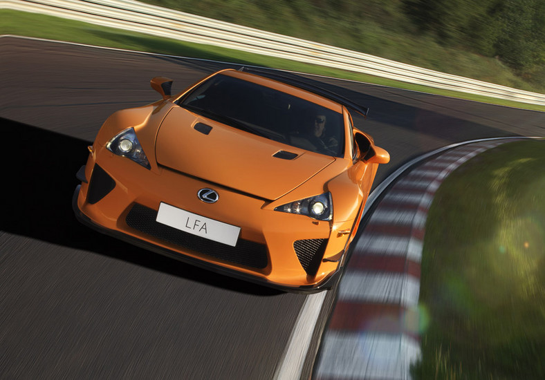 Lexus LFA Nurburgring Package: samochód z piekła rodem