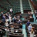 Uposażenie, dieta, ryczałt na biuro. Z czego składa się wynagrodzenie posłów i senatorów?