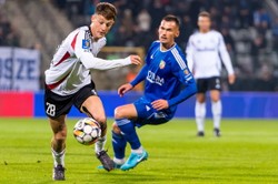 Legia Warszawa do ostatniego gwizdka sędziego drżała o awans w Pucharze Polski