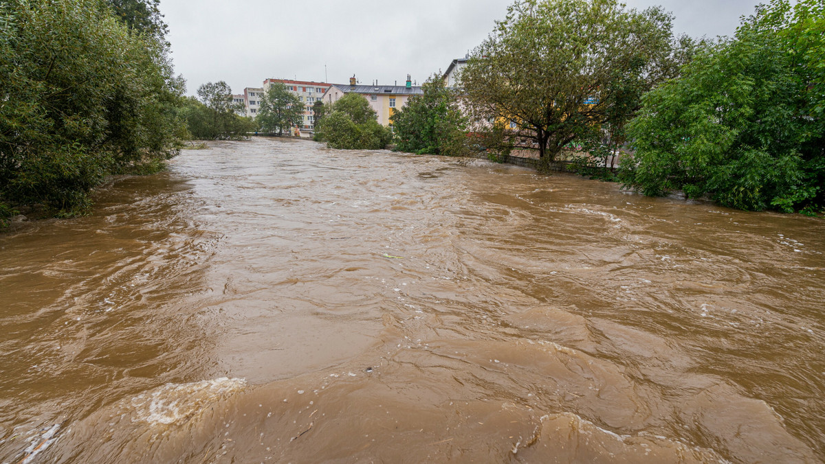 Jelenia Góra pod wodą. Mieszkańcy obwiniają właściciela resortu