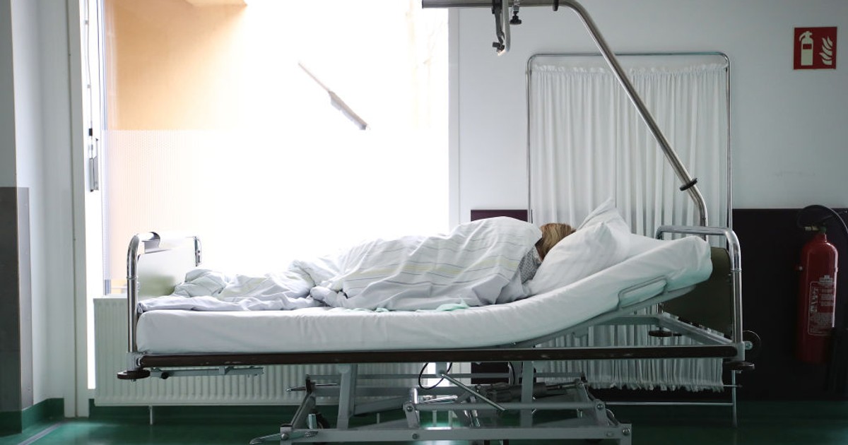 Ola poroniła. "Prokuratorka kazała opróżnić szambo"