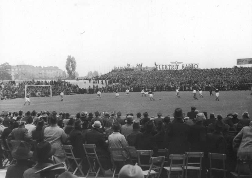 Mecz Polska – Norwegia. 1938 r. Źródło: Narodowe Archiwum Cyfrowe.