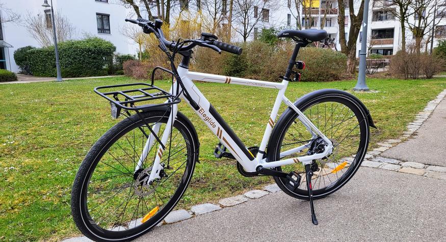 Eleglide Citycrosser im Test: Trekking-E-Bike für die Stadt für unter 1000  Euro | TechStage