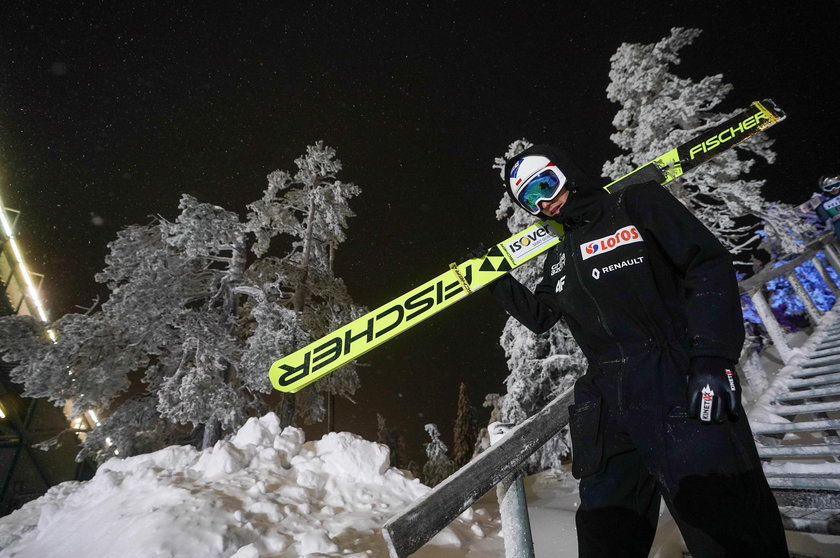 – Nie przepadam za tamtym miejscem. Skocznia jest w porządku, ale podróż i to, jak wszystko tam wygląda, nie przypada mi do gustu - mówi Kamil Stoch