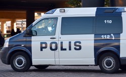 Samochód wjechał w tłum ludzi w Helsinkach. Jedna osoba nie żyje, są ranni