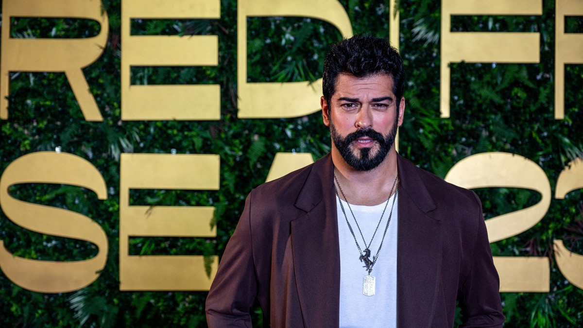 Burak Ozčivit 