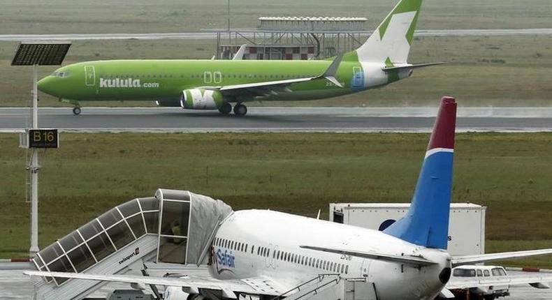 An aircraft from South African low cost airline Kulula takes off from Cape Town International airport September 15, 2015.  REUTERS/Mike Hutchings