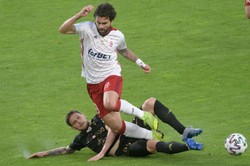 Trener ŁKS Łódź: Będziemy teraz grali o honor klubu, dla kibiców i siebie