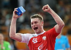 Zegarmistrz Michał Szyba nowym bohaterem narodowym Polaków. ZDJĘCIA