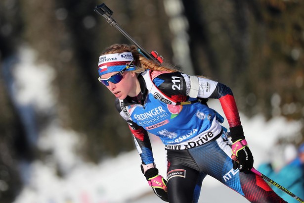 PŚ w biathlonie: Hojnisz szósta, pierwszy triumf Davidovej