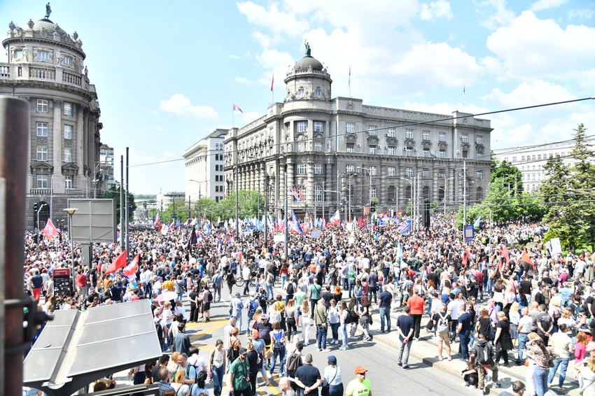 Beograd protestna šetnja