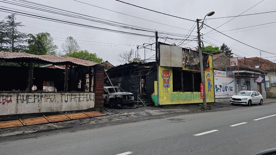 Jutro nakon ogromnog požara koji je buknuo usled udara groma na Tošinom bunaru