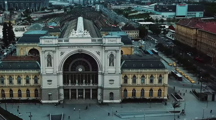 Különös dolgok történnek a Keletiben / Fotó: Facebook