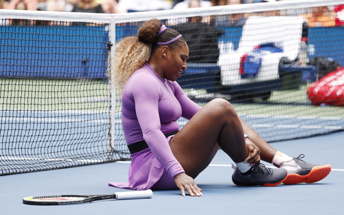 Kontuzja kostki nie przeszkodziła Serenie Williams w awansie do ćwierćfinału US Open