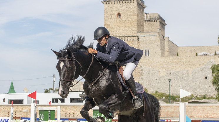 Augusztus 9-11 között rendezik meg a Castle Classic elnevezésű nemzetközi díjugrató versenyt 