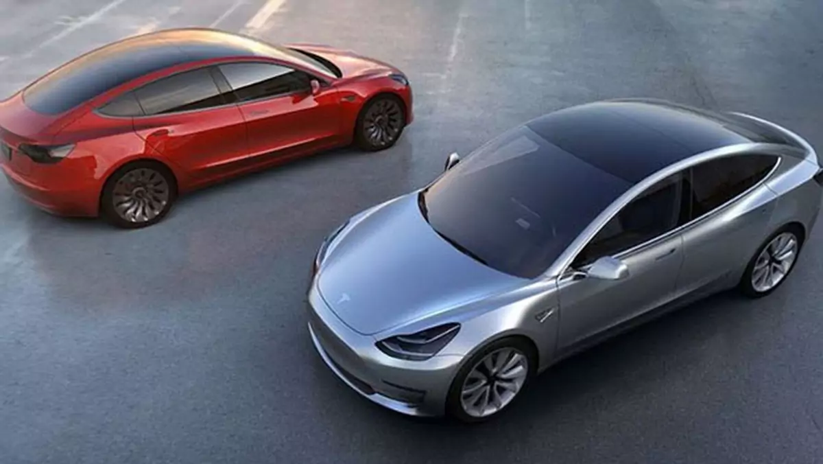 Prawie 400 tys. osób zamówiło już Tesla Model 3