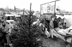 Najpopularniejsze prezenty świąteczne w PRL-u. QUIZ. Ile z nich pamiętasz?