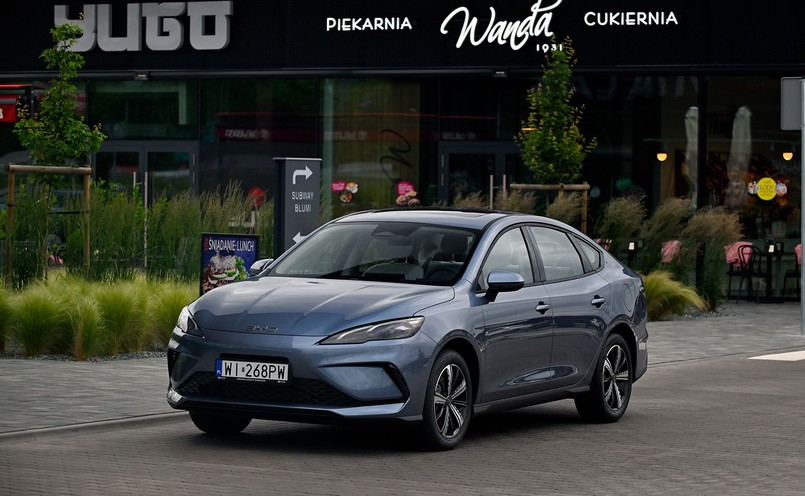 Nowy BYD Seal 5 DM-i