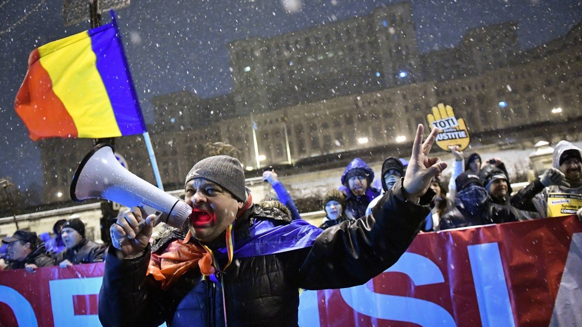 Parlament u Rumuniji je usvojio loš zakon. Narod u Rumuniji to nije prećutao.