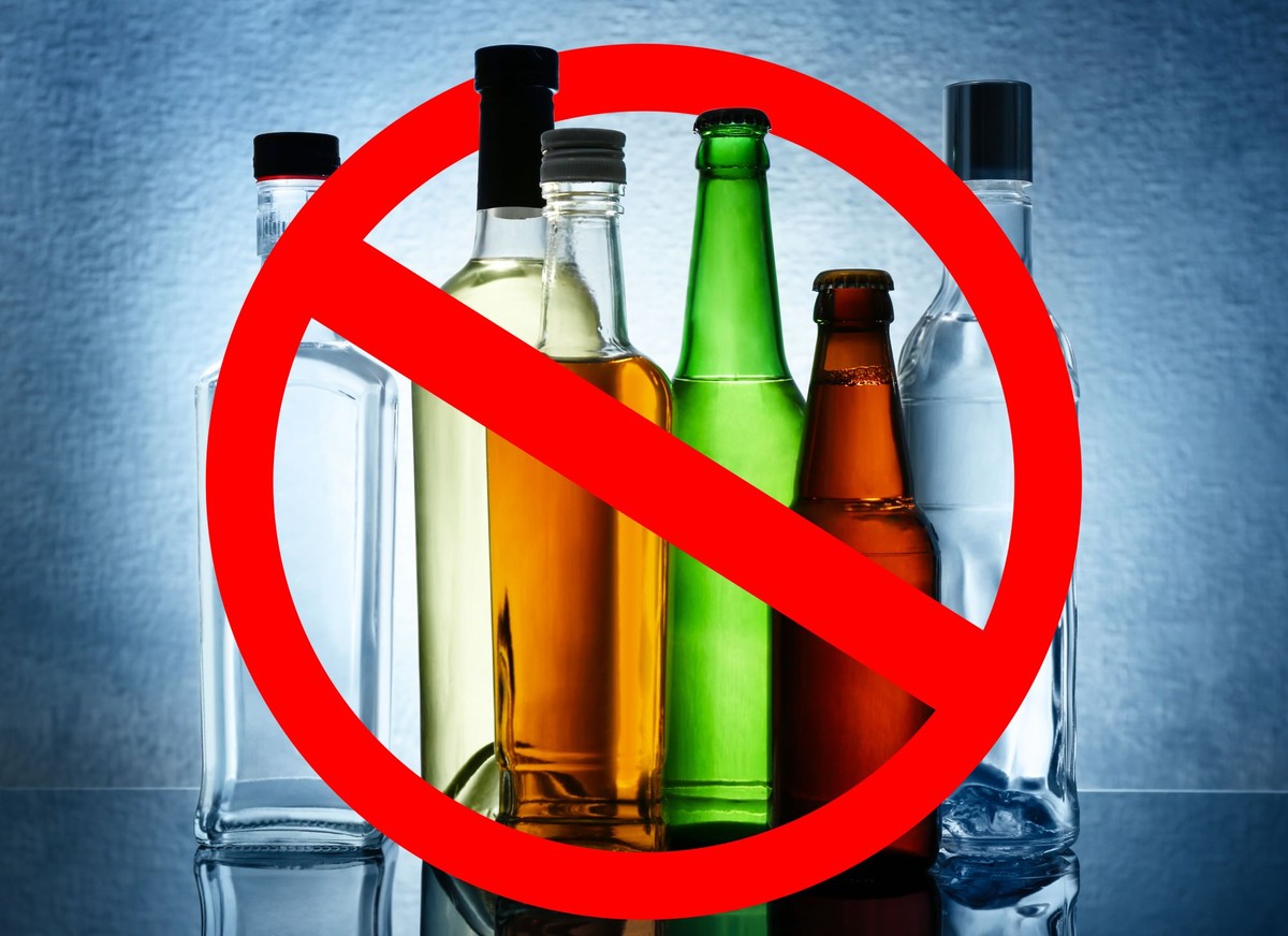 Zakaz sprzedaży alkoholu po 22:00 Warszawa - od kiedy?