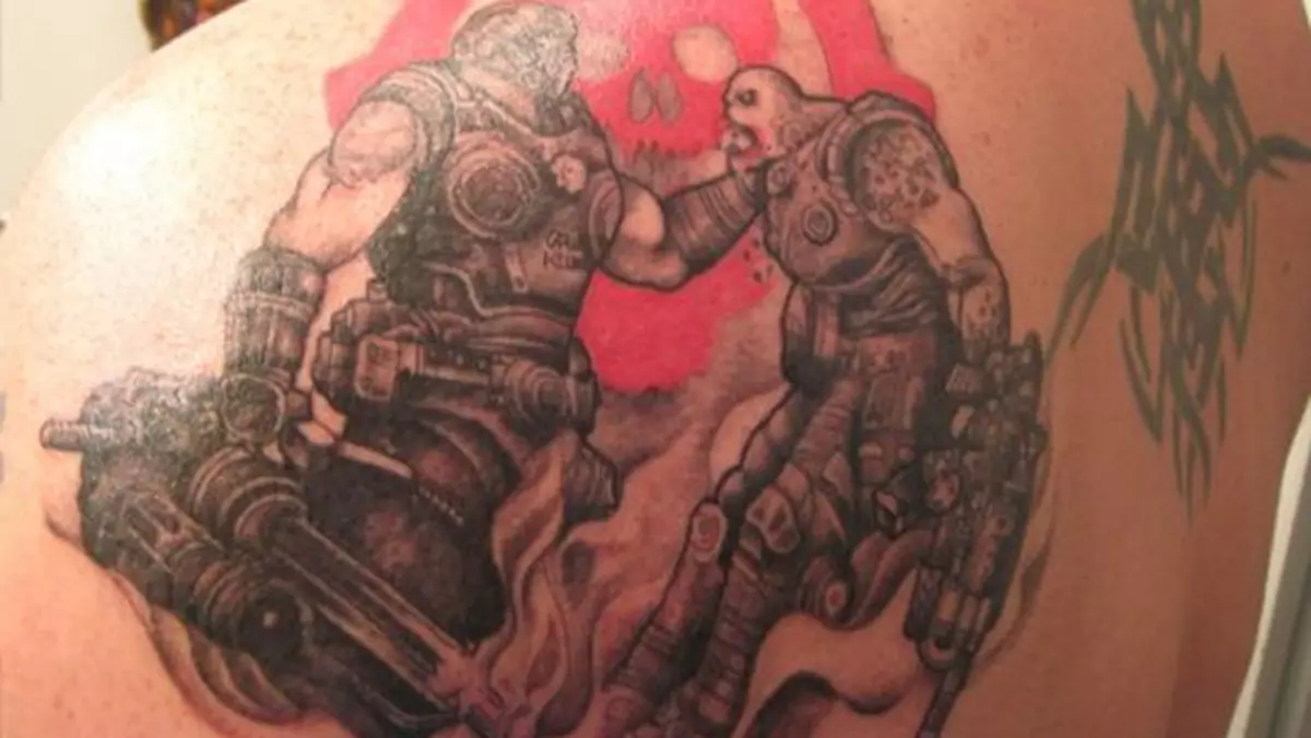 Miłość niejedno ma imię, czyli tatuaż z Gears of War