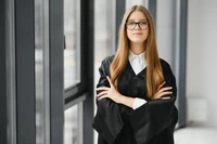 Studia prawnicze w erze cyfrowej transformacji – czy nadal mają sens?