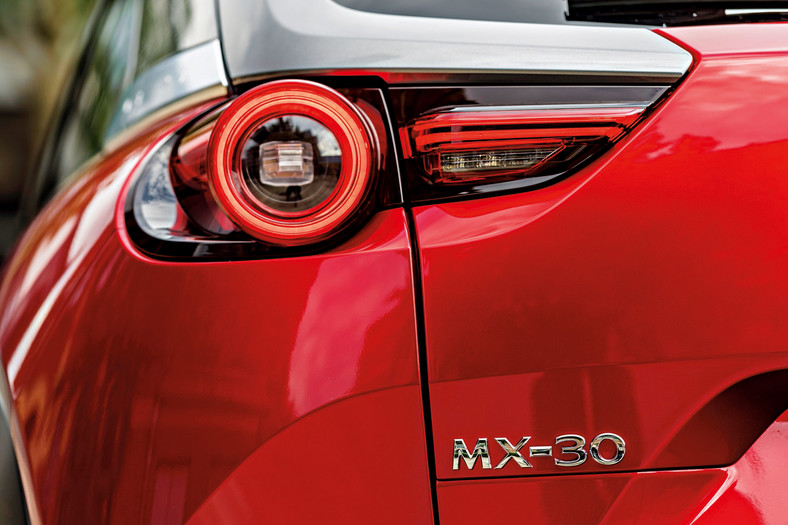 Elektryczna Mazda MX-30