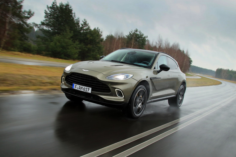 Aston Martin DBX