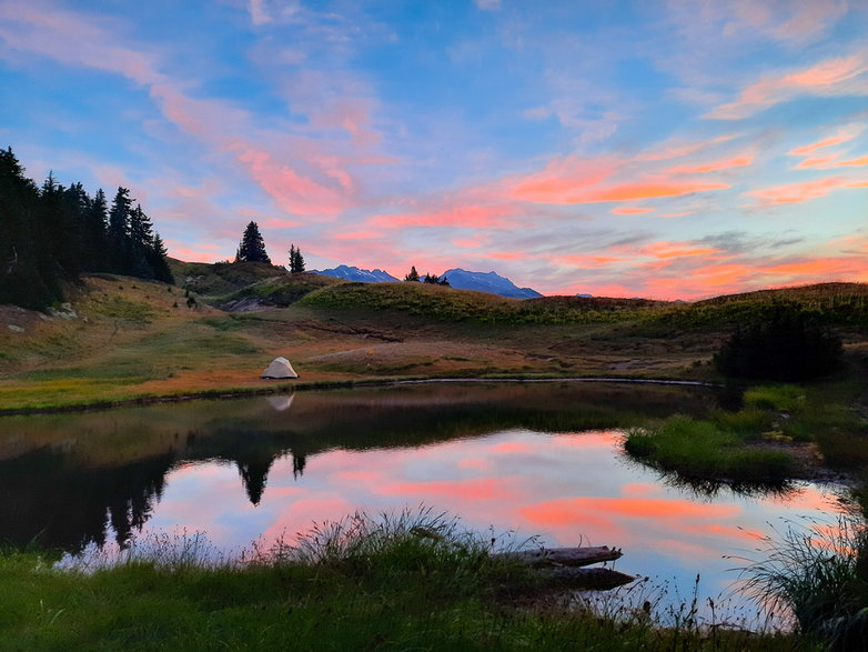 Zmierzch nad jeziorem - Pacific Crest Trail 