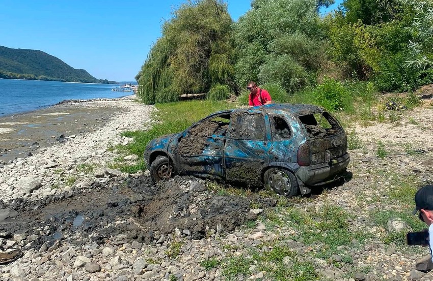 Otkriven automobil ukraden pre 13 godina zbog niskog vodostaja Dunava