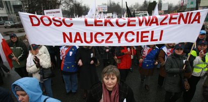 Nauczyciele oburzeni na rząd. Wyjdą na ulice