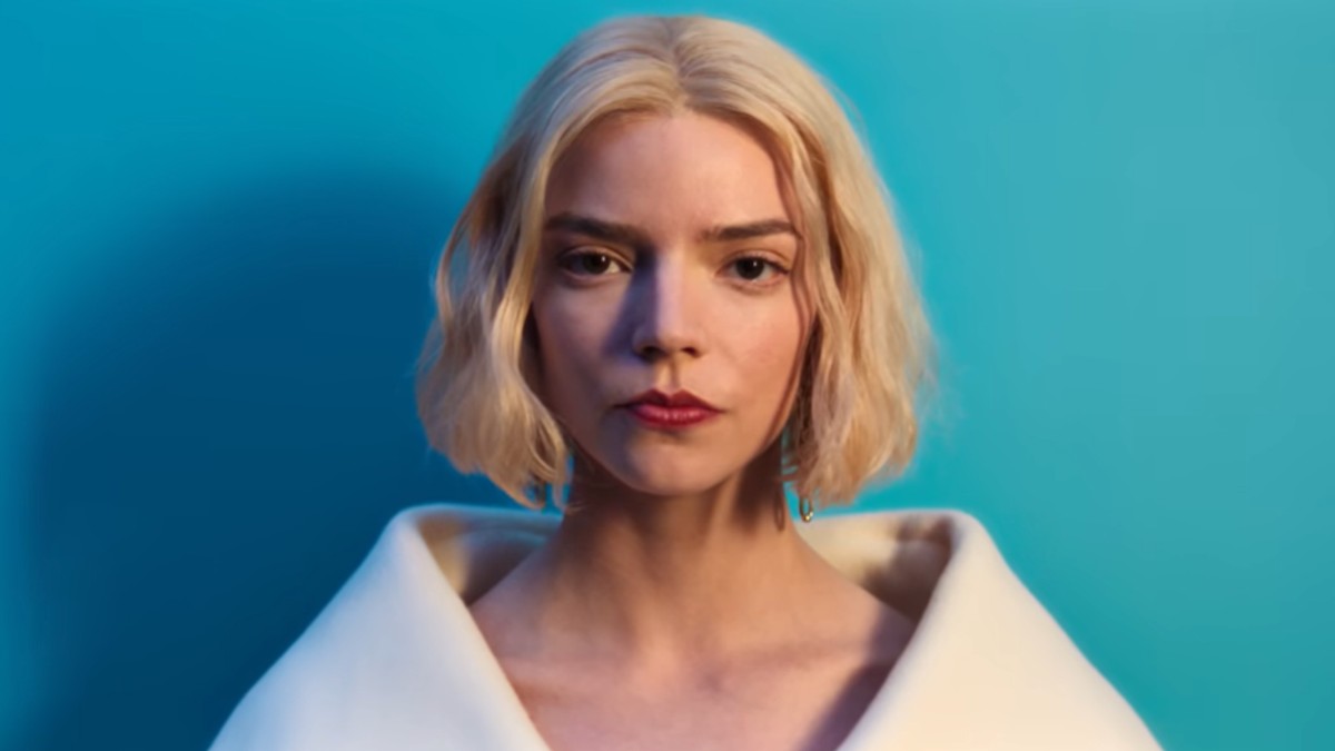 Anja Tejlor-Džoj u seriji "Lucky"