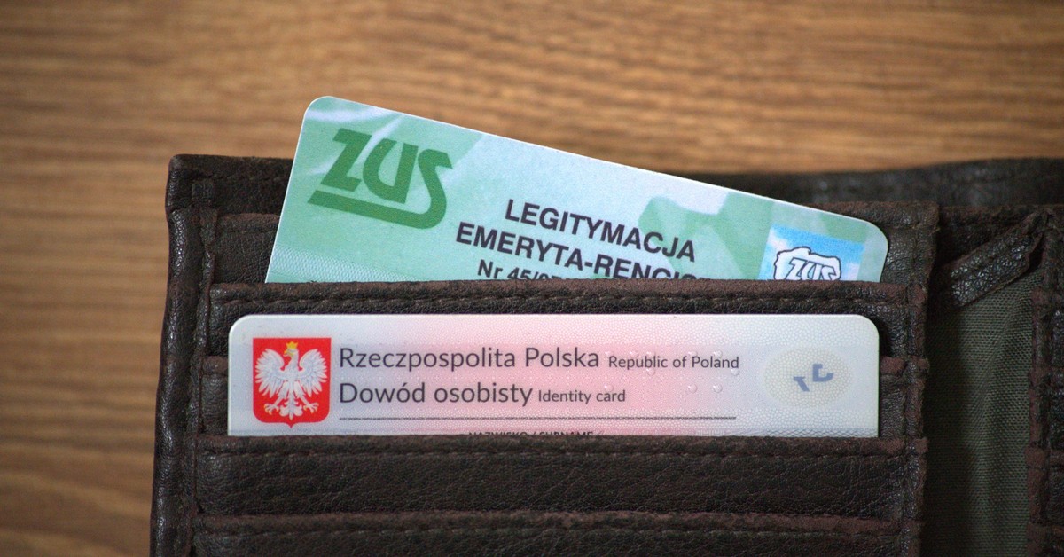 Legitymacja emeryta to więcej niż dokument. To klucz do zniżek i udogodnień dla seniorów