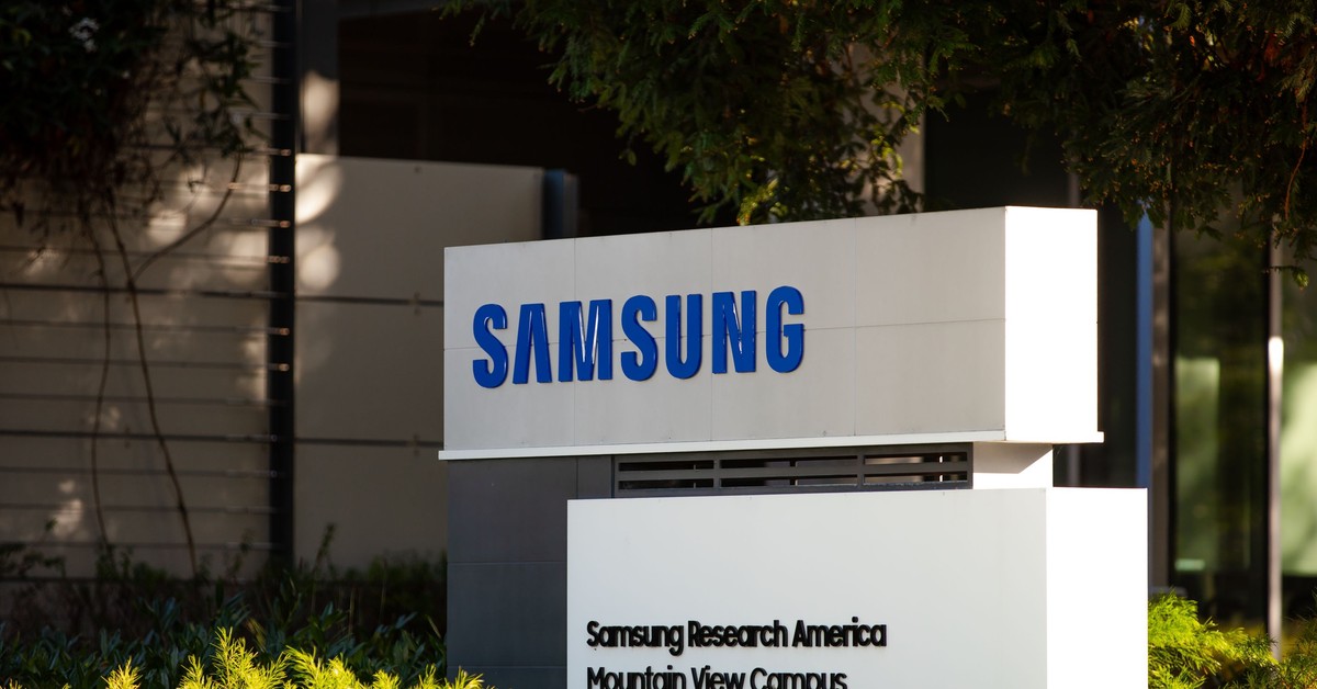 Technologiczny kolos pod lupą UOKiK. Urząd zarzuca spółce wprowadzanie klientów w błąd