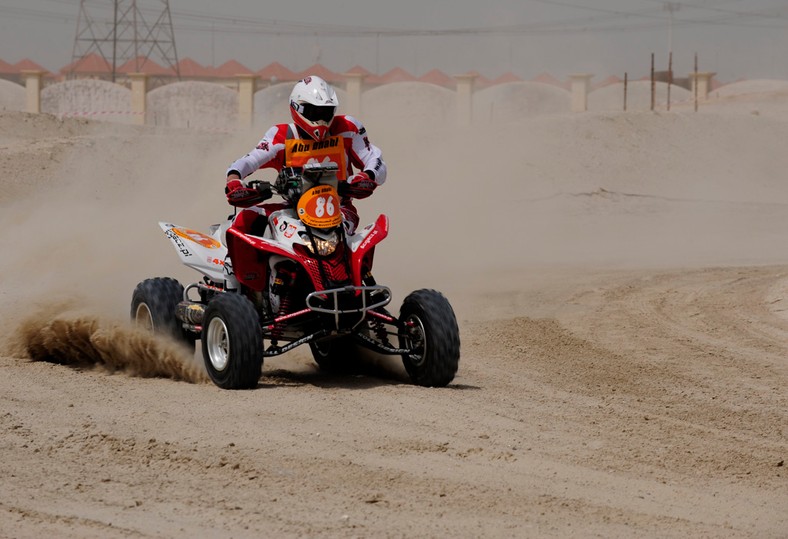 Abu Dhabi Desert Challenge 2010: Rafał Sonik 10. w prologu