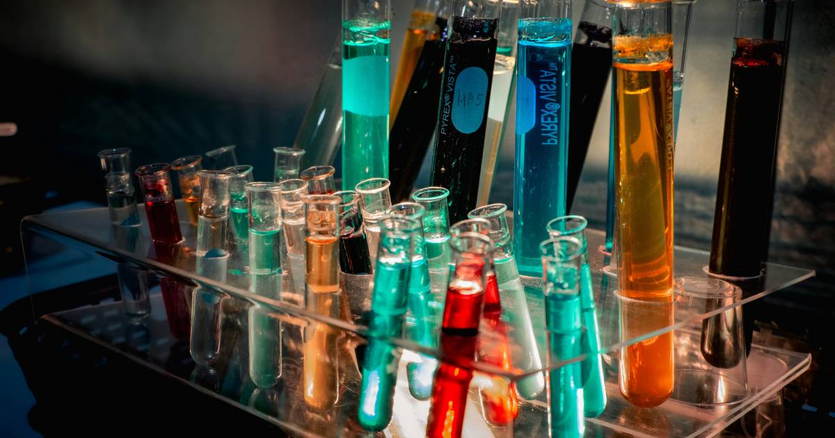 Quiz chemiczny dla odważnych. Pokaż, że masz w sobie geniusz Skłodowskiej-Curie