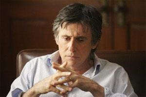 Gabriel Byrne w serialu &quot;Terapia&quot;