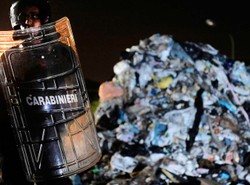 Wielka wojna w Neapolu. O śmieci