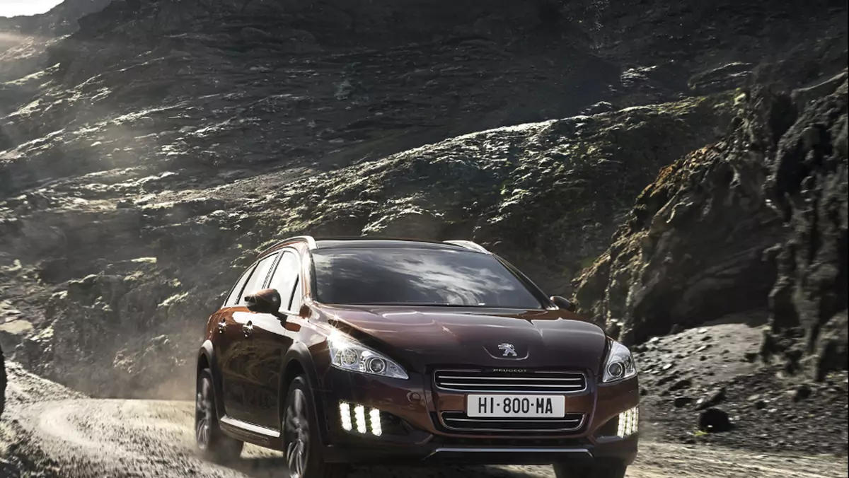 Peugeot 508 RXH – Hybryda na bezdroża