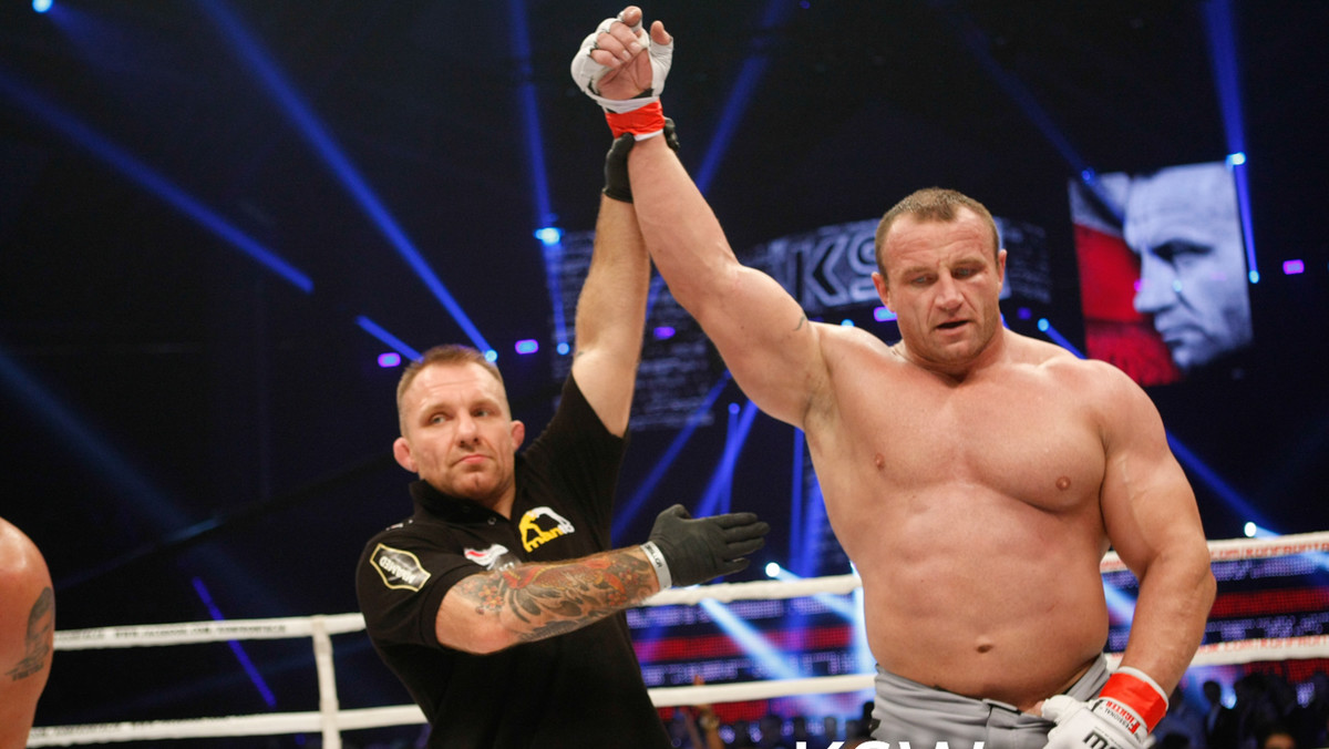 - Zamknąłem usta krytykom - stwierdził na łamach "Super Expressu" Mariusz Pudzianowski po zwycięskiej walce z Seanem McCorkle'em. Dla popularnego "Pudziana" miała być to batalia o sportowe "być albo nie być".