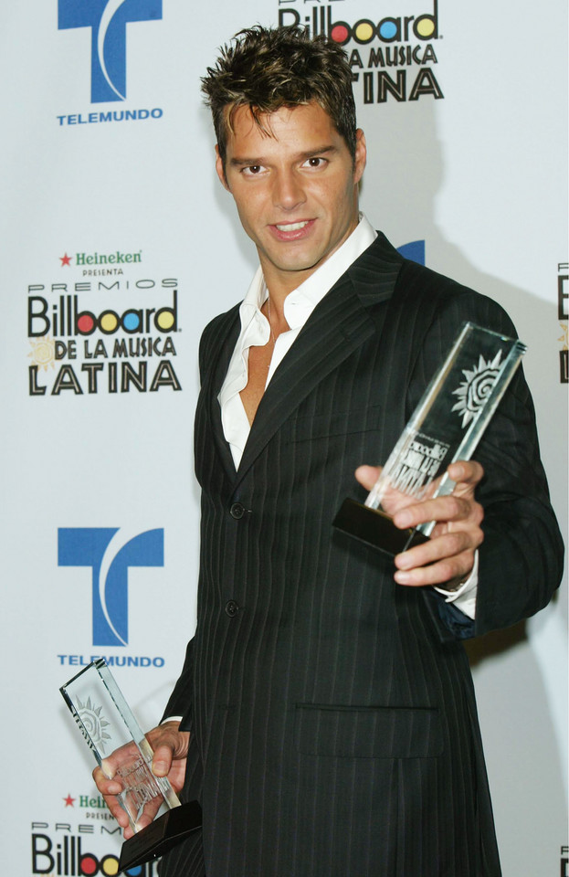 Ricky Martin w 2004 roku