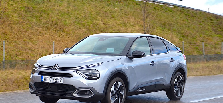 Citroen C4 1.5 BlueHDi zachwyca dieslem i stylem. Cena z sufitu?