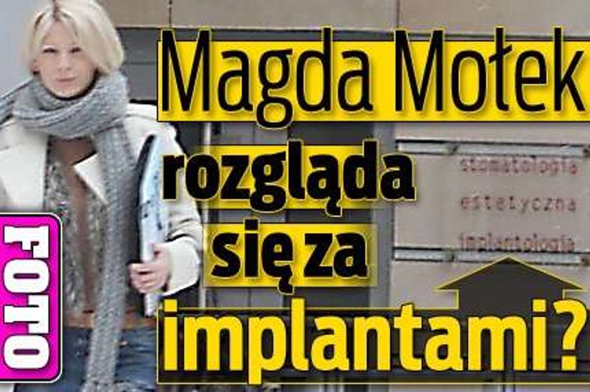 Mołek rozgląda się za implantami?