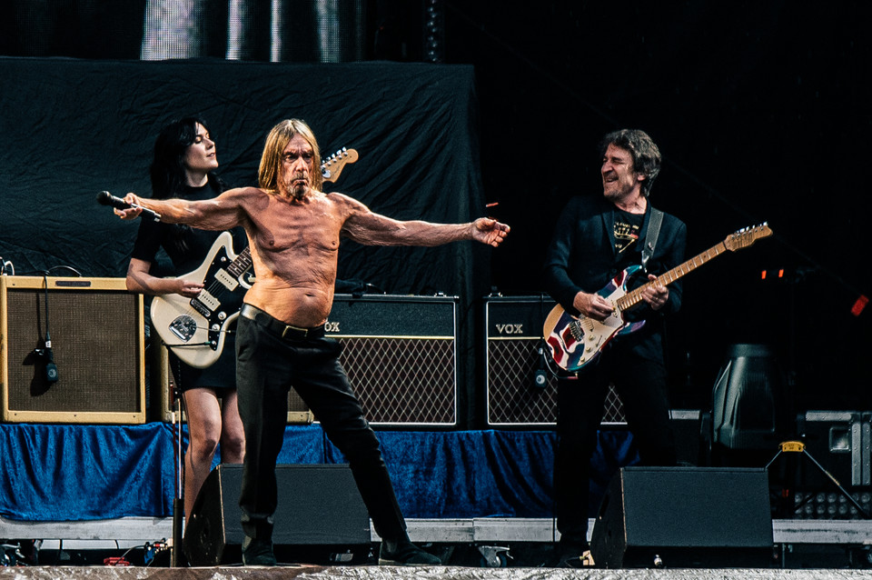 Iggy Pop na koncercie Red Hot Chilli Peppers w Warszawie