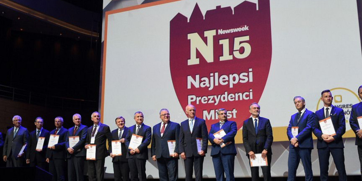Na zdjęciu: laureaci rankingu N15 w 2016 roku. Tegoroczne nagrody zostaną wręczone podczas wieczornej gali 19 czerwca na VIII Kongresie Regionów we Wrocławiu