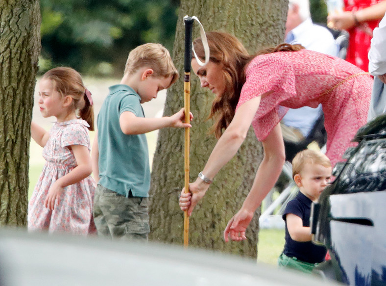 Księżna Kate z dziećmi na pikniku